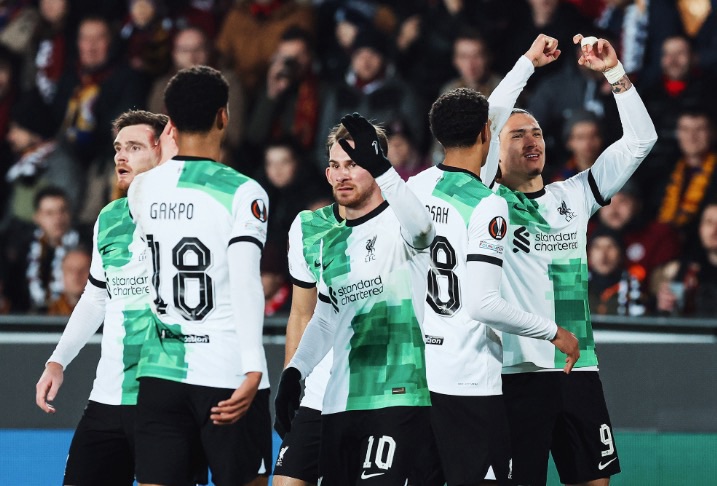 Liverpool's Dominance Continues: 7 Consecutive Win Sets Stage for Manchester City Showdown 1 Liverpool's Dominance