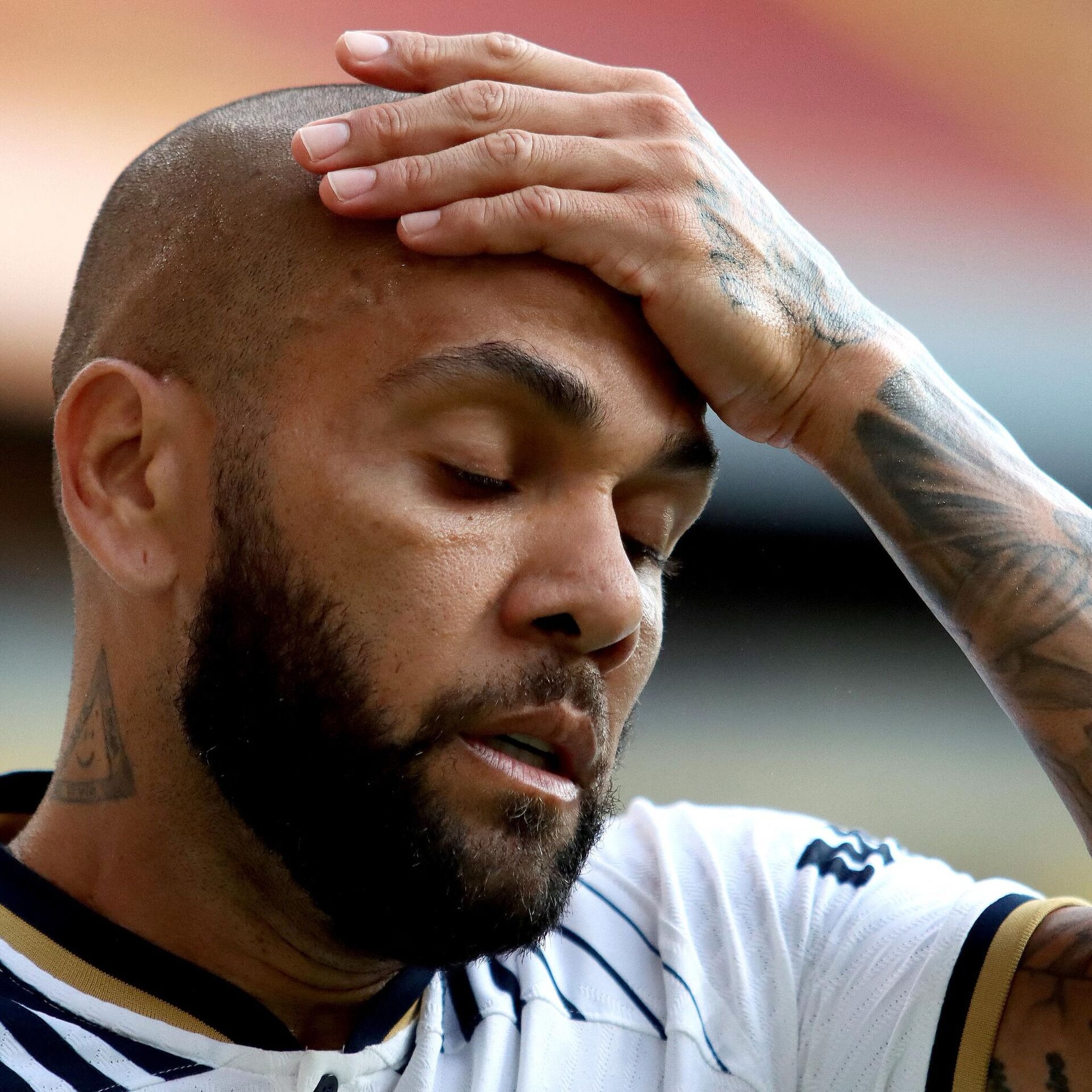 "Unraveling the Cruelty; 1 Dani Alves Faces Shocking 'Fake News' Scandal" 1 Dani Alves