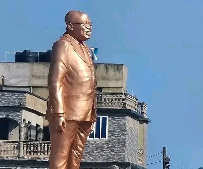 President Akufo-Addo Unveils Statue Of Himself at Effia-Nkwanta Regional Hospital Amid Mixed Reactions 1 Statue