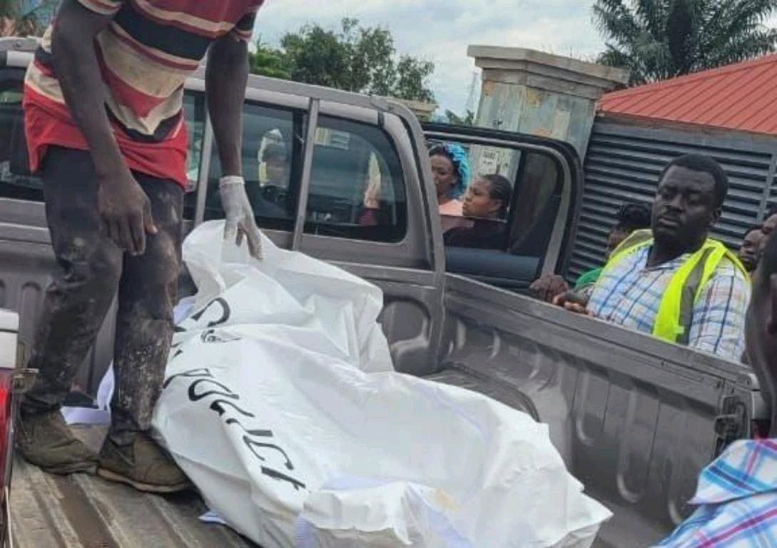 Man Allegedly P0isons Himself at Kasoa After Girlfriend Announces Pregnancy 1 Girlfriend,Pregnancy