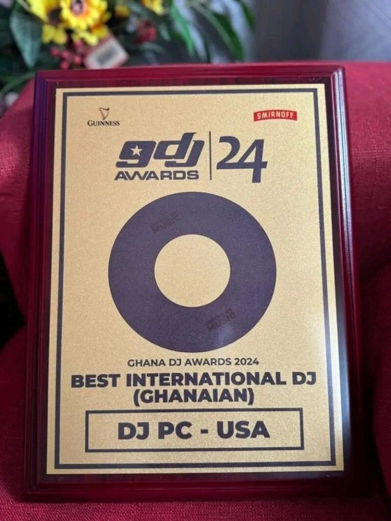 DJ