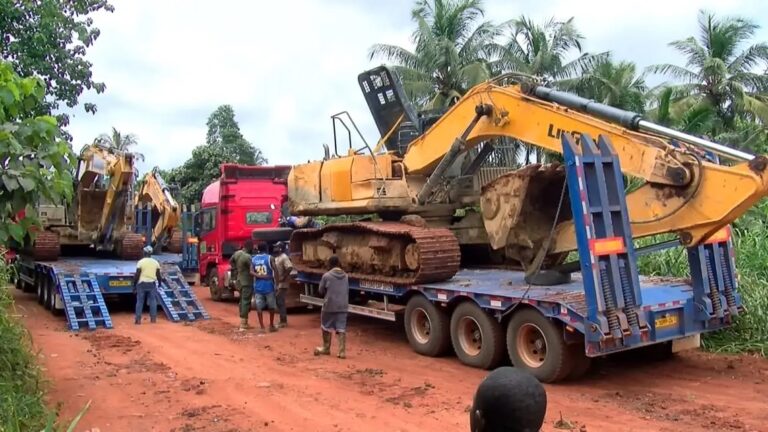 National Security operatives attempt to abscond with seized galamsey excavators