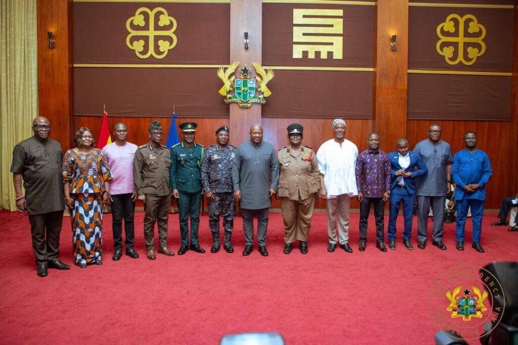 Ghana Security Services Donate GH₵1 Million to MahamaCares Fund 2 Ghana Security Services Donate GH₵1 Million to MahamaCares Fund