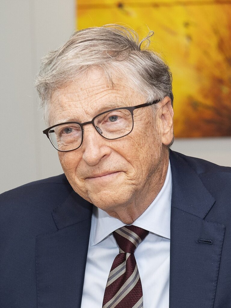 Bill Gates Drops Out of World’s Top 10 Richest as Tech Giants Surge Ahead