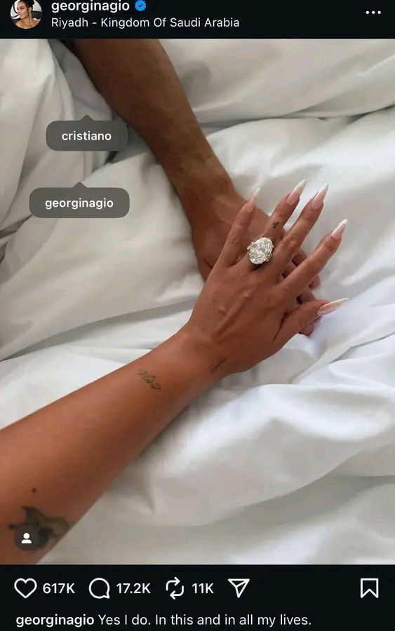 Cristiano Ronaldo and Georgina Rodríguez Are Officially Engaged 2 Cristiano Ronaldo and Georgina Rodríguez Are Officially Engaged