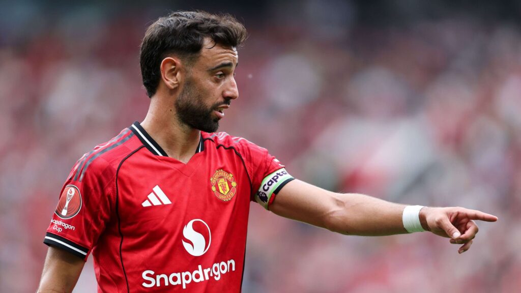 Bruno Fernandes Denies Exit Rumours, Reaffirms Commitment to Manchester United