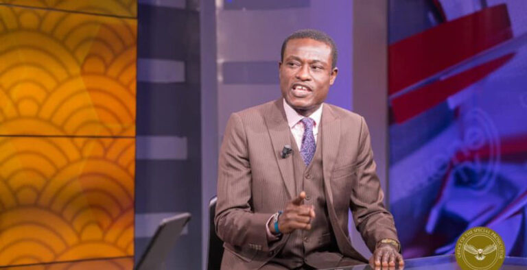 Special Prosecutor cannot be removed at the discretion of the president says legal expert