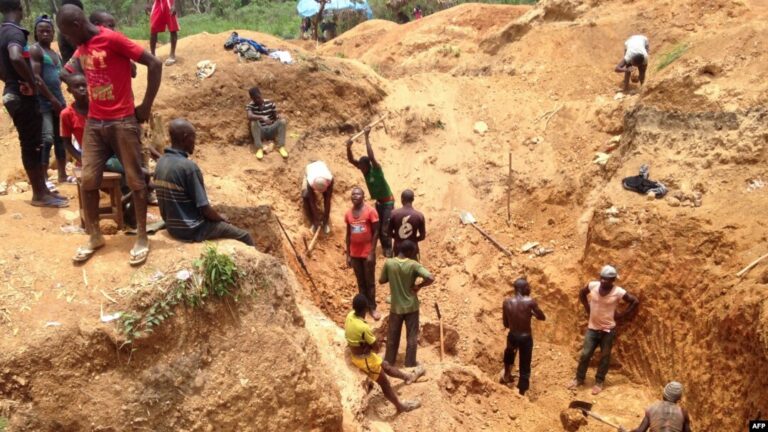 Cameroon tightens gold controls: Major permits revoked in nationwide mining reform