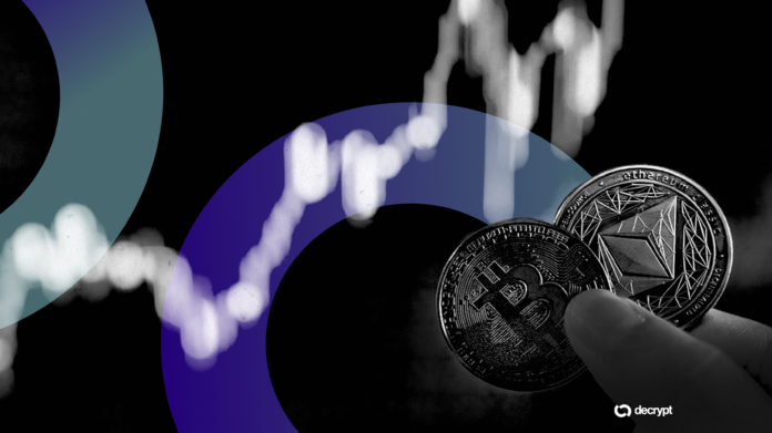 Bitcoin-Ethereum soar Cryptocurrency market insights: Bitcoin and ether recovery amid altcoin weakness