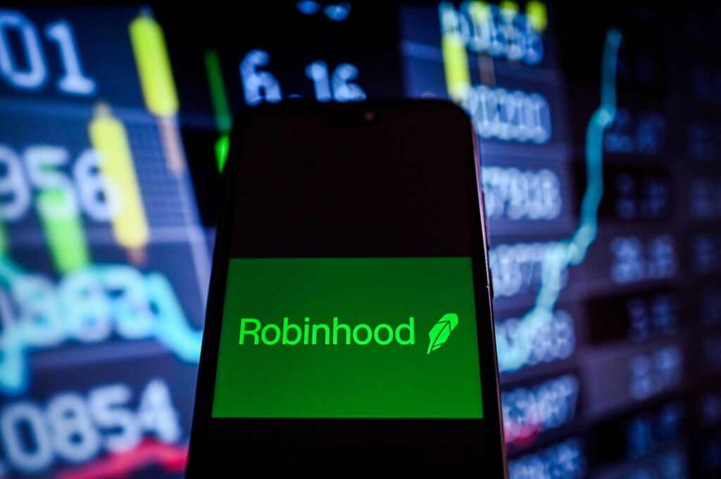 Robinhood stock sinks 7% after revenue miss, touches six-month low
