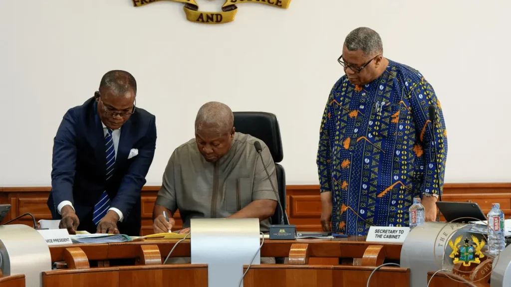 President Mahama signs 24-Hour Economy Authority Bill into law 3 President Mahama signs 24-Hour Economy Bill